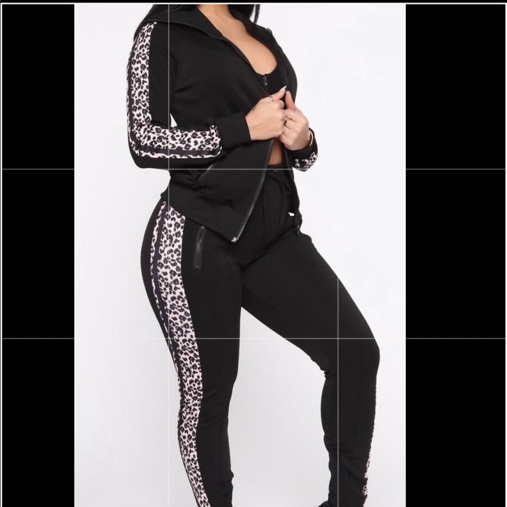 Fashion Nova Athleisure TracksuitSet Leopard Print